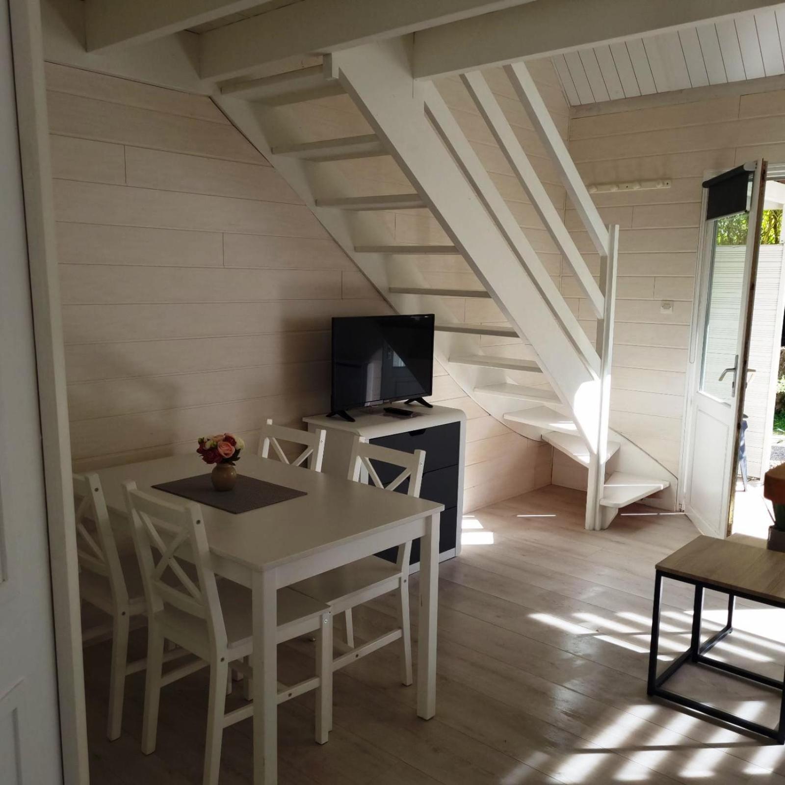 Les Chalets De Saumur, Piscine & Parc Boise, 100M Du Cadrenoir 객실 사진